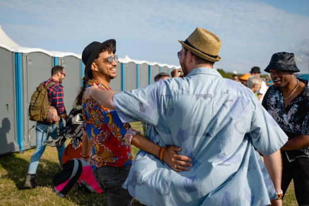 Best Porta potty rental near me  in Elwood, IN