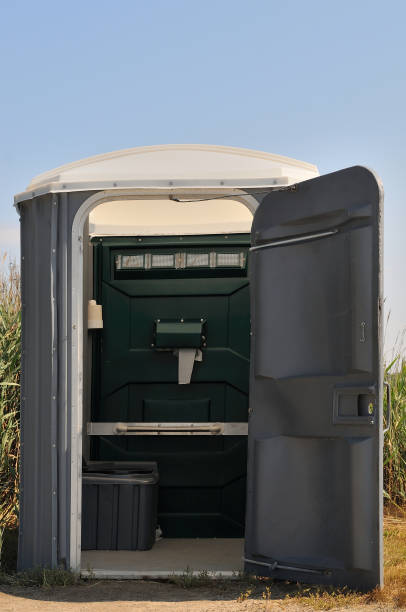 Portable Toilet Options We Offer in Elwood, IN